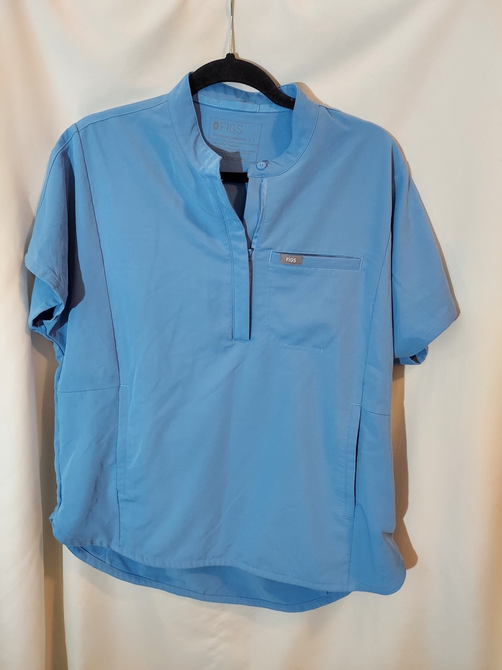 FIGS Women's Montex Relaxed Fit Scrub Top - Blue - Size L